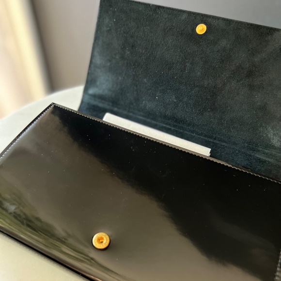 Saint Laurent | Cassandre Glossed Bag - Picture 12 of 17